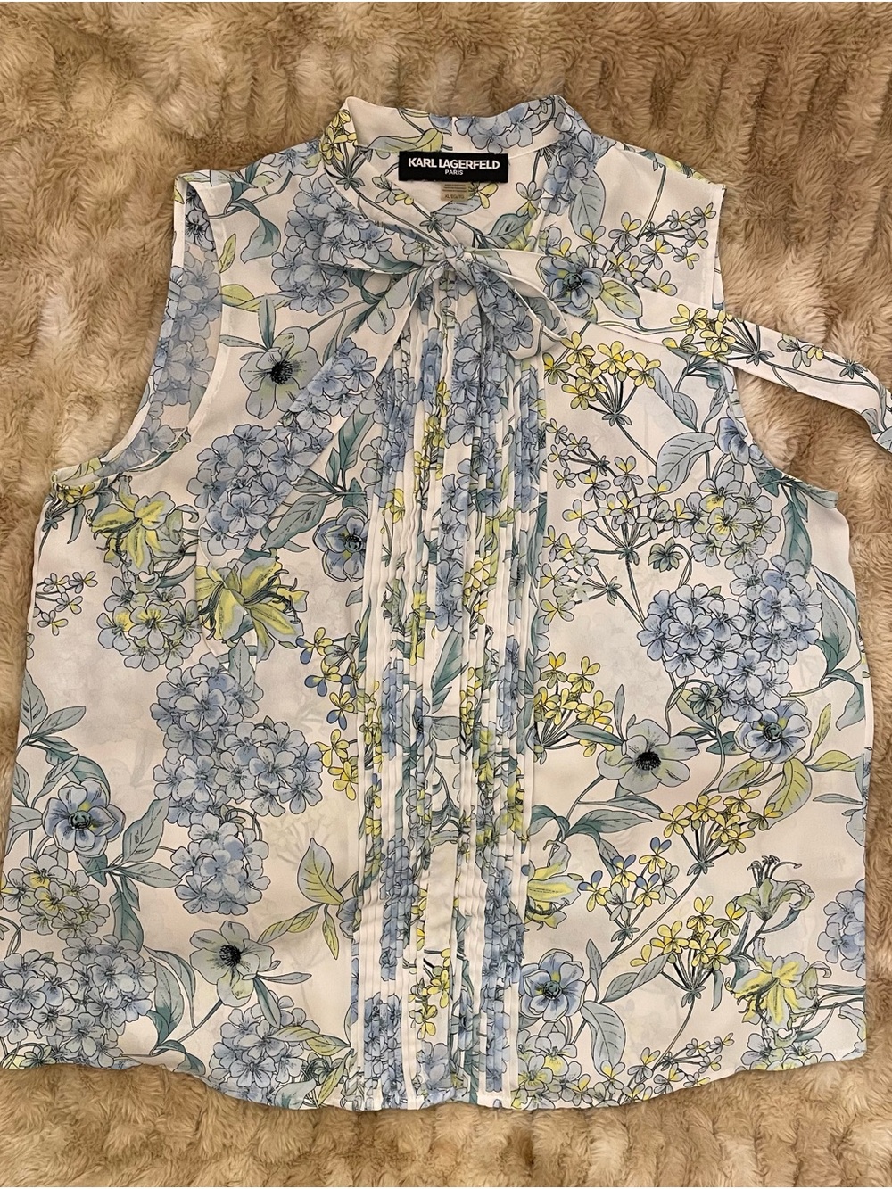 Karl Lagerfeld Tie-Neck Sleeveless Blouse in White w Blue and Yellow Flowers